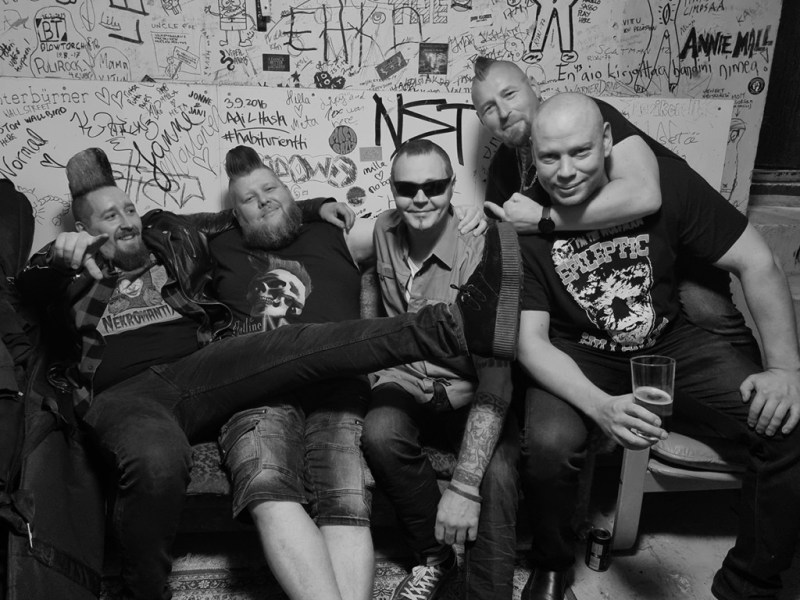 FEATURE: Flatline Rockers