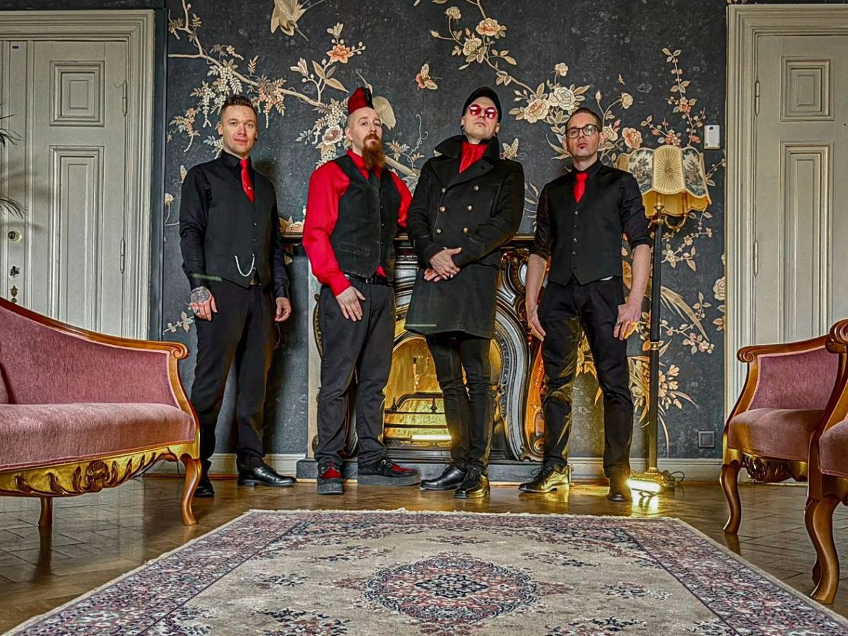 REVIEW: De La Rocka – The&nbsp;Vampire