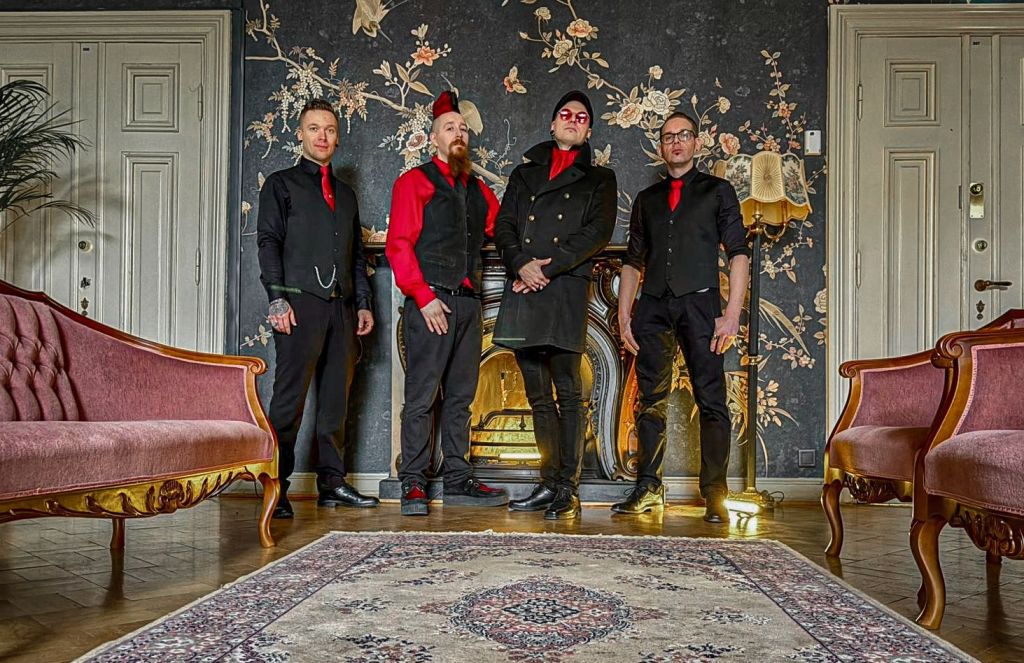 REVIEW: De La Rocka – The&nbsp;Vampire